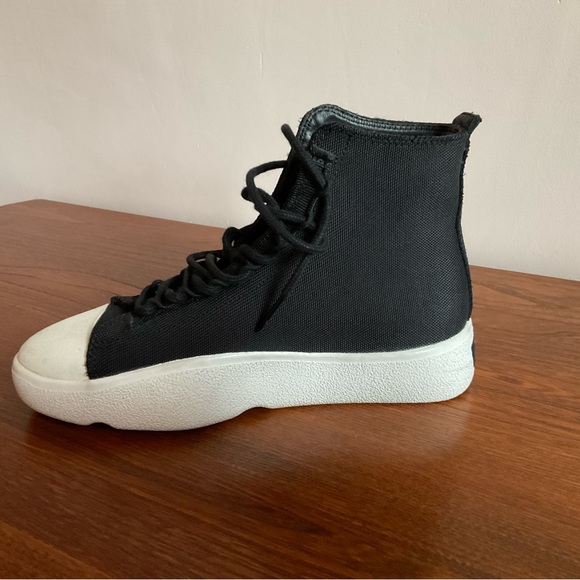High top sneakers By Yohji Yamomoto - Picture 2 of 10